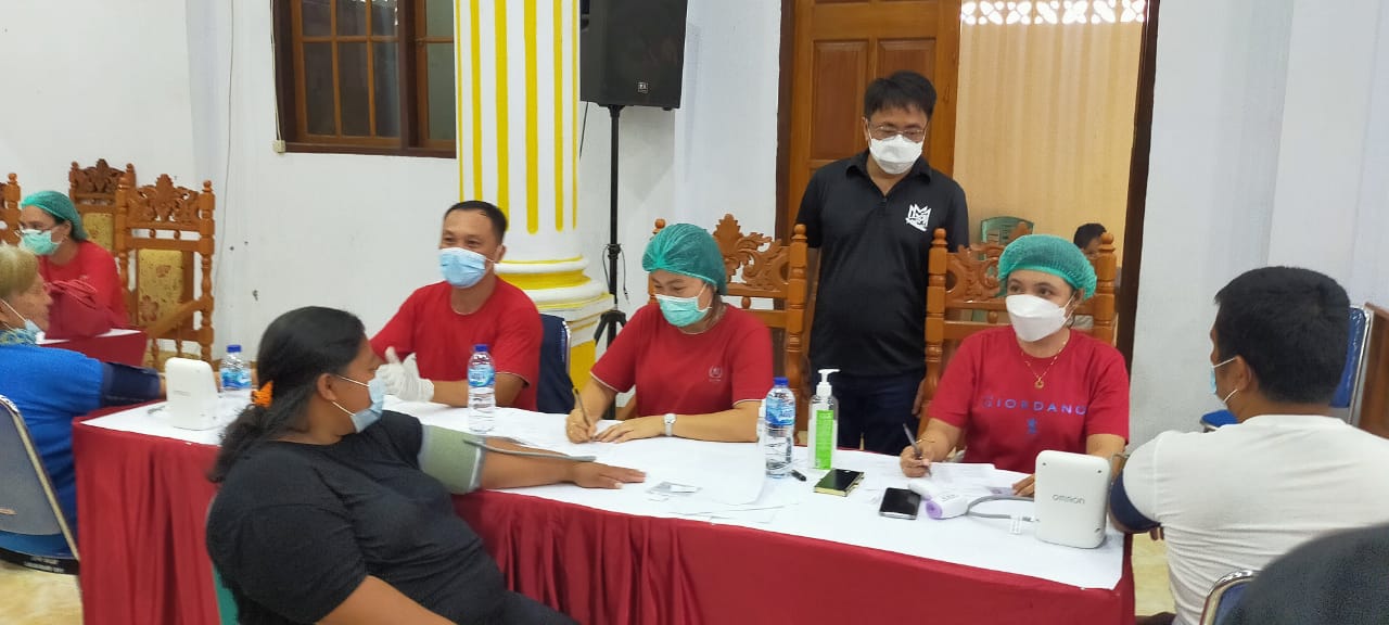 Walikota Manado Tinjau Sejumlah Lokasi Vaksinasi